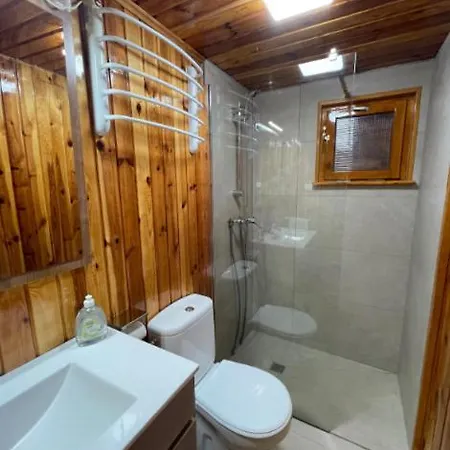 Bungalow En Llagostera Espana * Льягостера